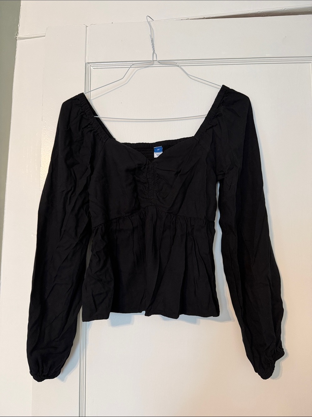 NWOT Old Navy Black Long Sleeve Peasant Flowy Blouse